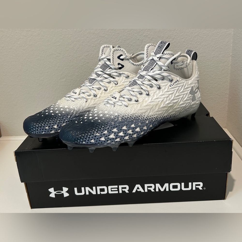 Under Armour UA Spotlight Clone 3.0 Football Cleats